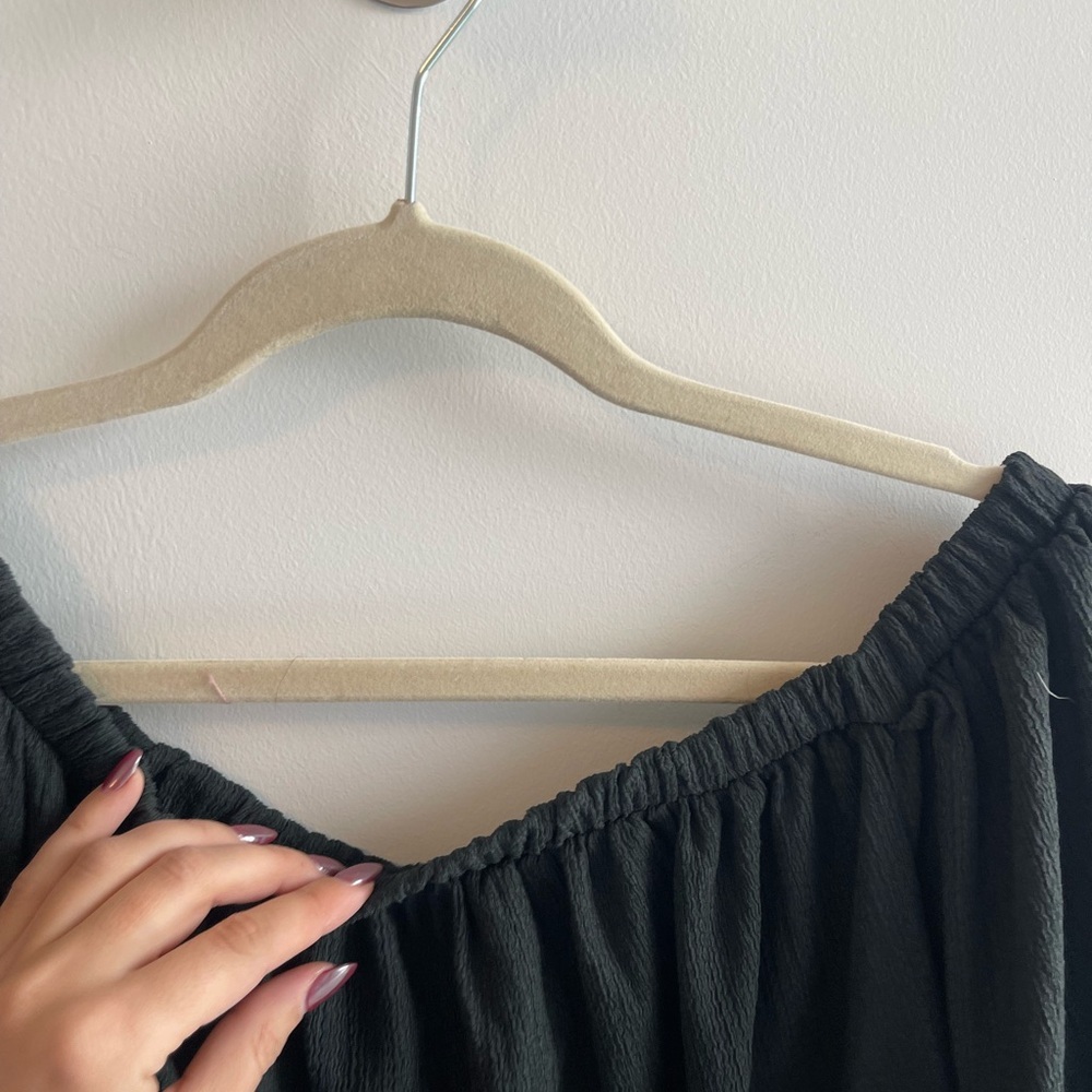 Anthropologie Off the shoulder Black Women's Top - Picture 4 of 5